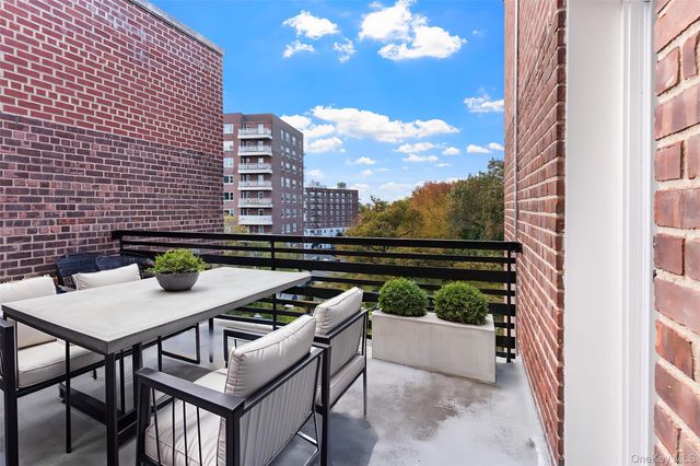 1133 Midland Avenue 6F, Bronxville, NY 10708