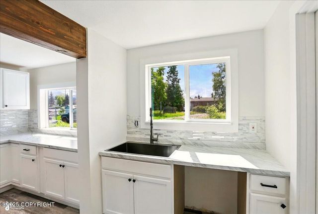 309 Stewart Street, Anchorage, AK 99508