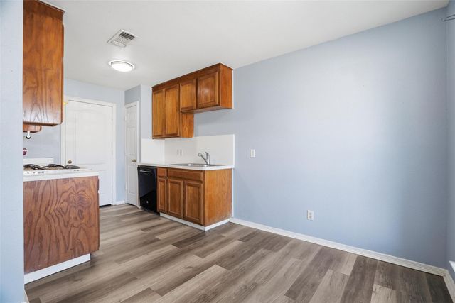 609 Race Street A, Crowley, TX 76036