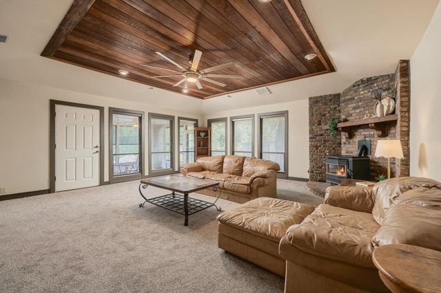 9160 State Highway 56 E, Sherman, TX 75090