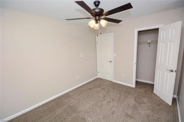 4025 Roebling LN, Virginia Beach, VA 23452