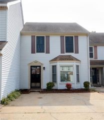 4025 Roebling LN, Virginia Beach, VA 23452