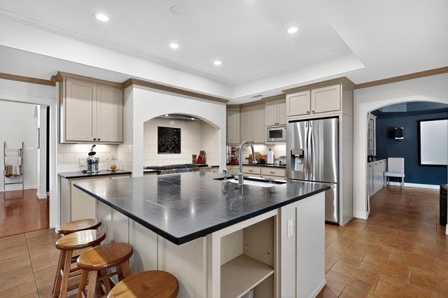 2806 Sausalito Drive, Carrollton, TX 75007