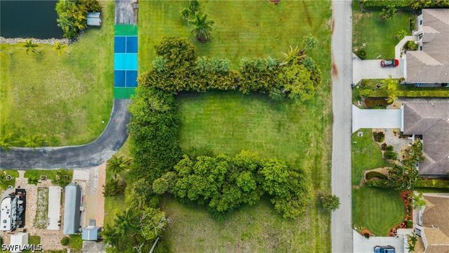 3080 Pine Tree DR, Bonita Springs, FL 34134