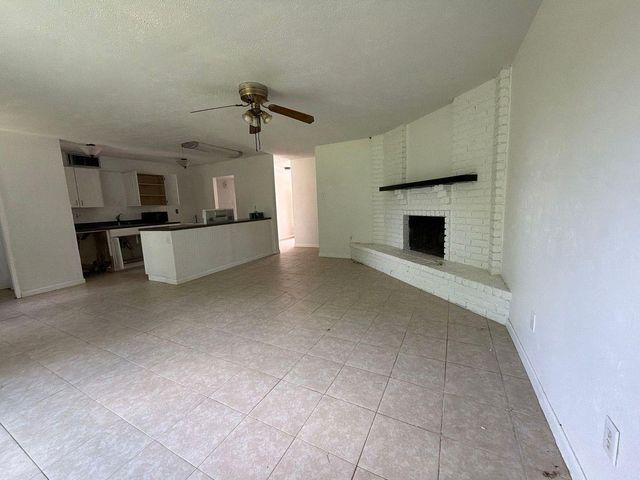 24206 Broken Bow Lane, Hockley, TX 77447