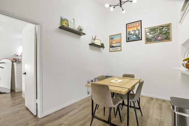 11904 Sunhillow BND, Austin, TX 78758