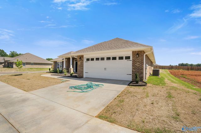 14132 Creekwater Court, Harvest, AL 35749