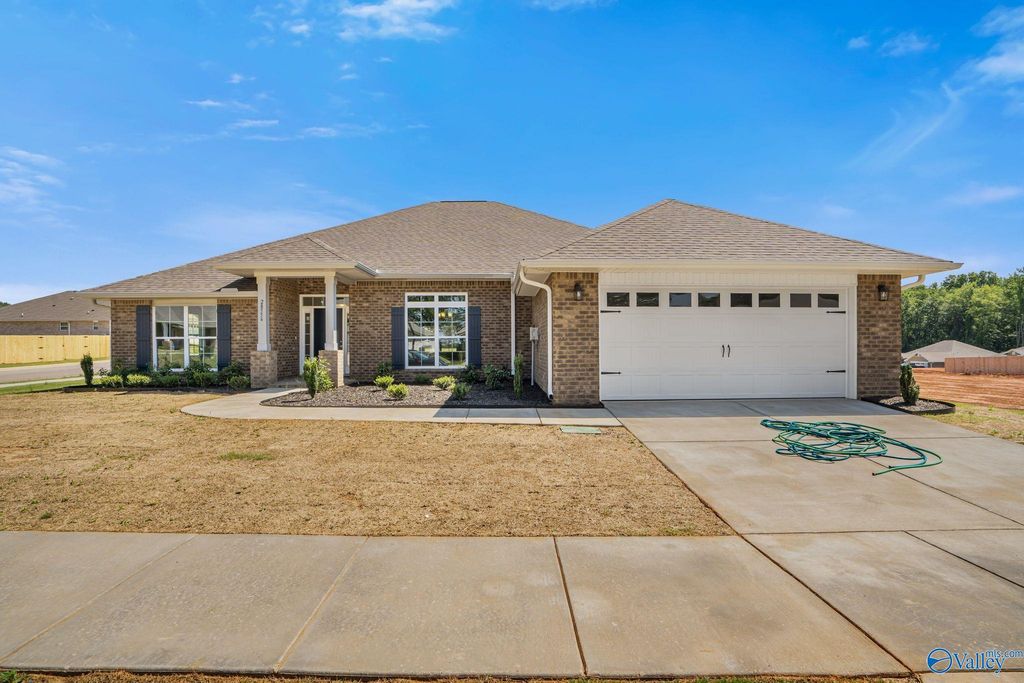 14132 Creekwater Court, Harvest, AL 35749