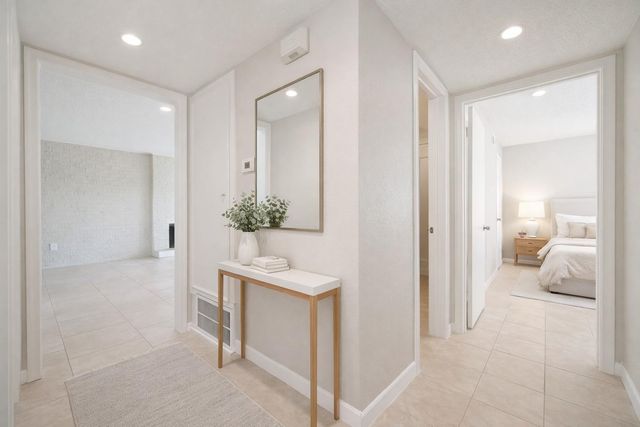 8100 Leonora Street 5, Houston, TX 77061