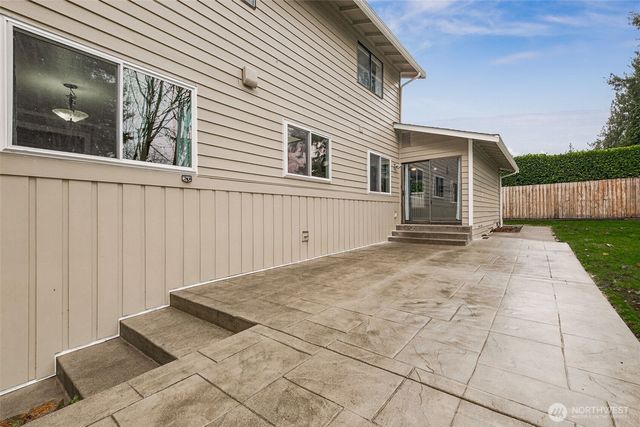 27519 144th Avenue SE, Kent, WA 98042