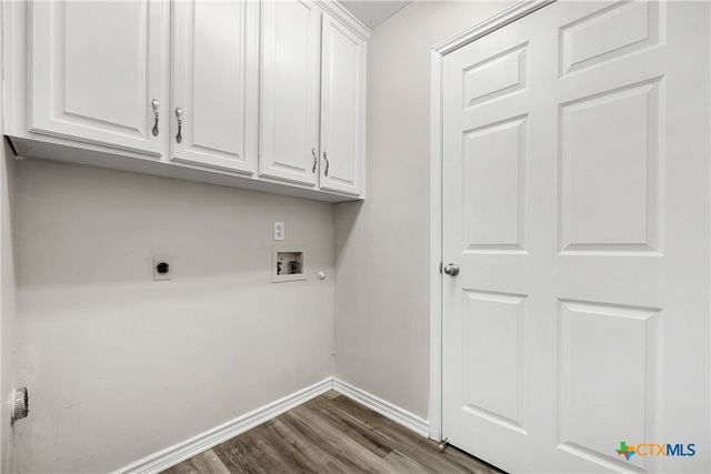 1513 Oak Park Lane, Salado, TX 76571