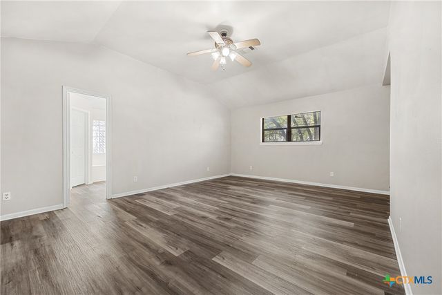 1513 Oak Park Lane, Salado, TX 76571