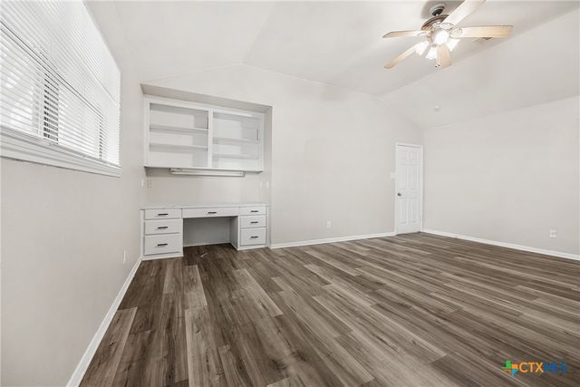 1513 Oak Park Lane, Salado, TX 76571