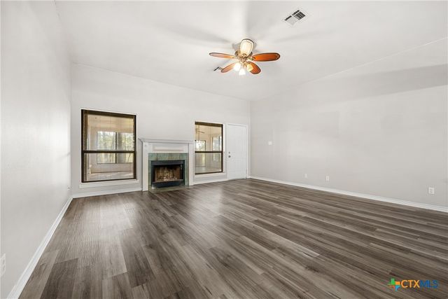 1513 Oak Park Lane, Salado, TX 76571