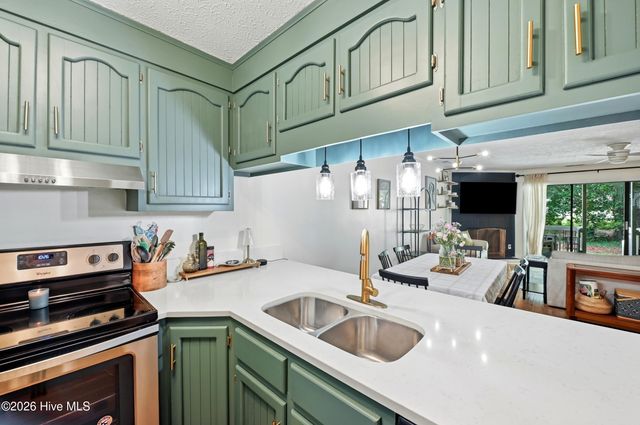 3972 Echo Farms Boulevard, Wilmington, NC 28412