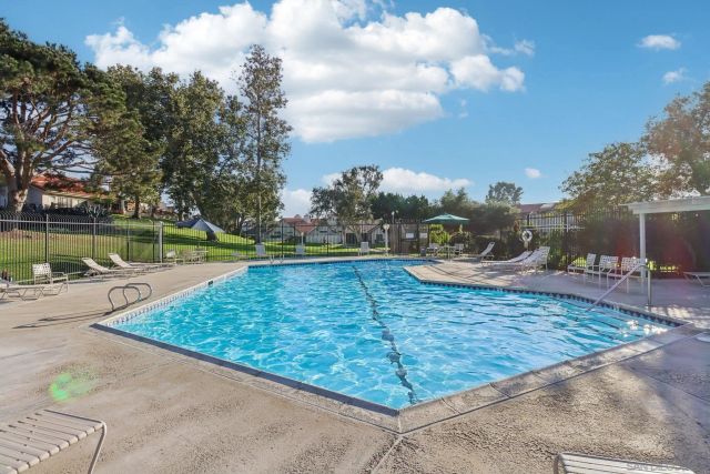 816 Caminito Azul, Carlsbad, CA 92011