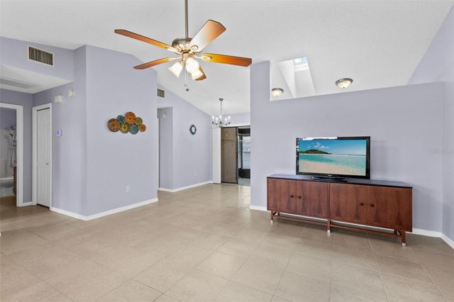 12422 CLUBHOUSE COURT, Tavares, FL 32778