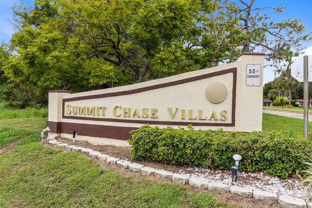 12422 CLUBHOUSE COURT, Tavares, FL 32778