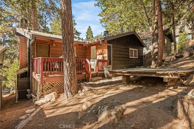 31766 Silver Spruce, Running Springs, CA 92382