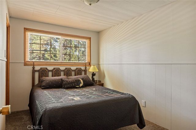 31766 Silver Spruce, Running Springs, CA 92382