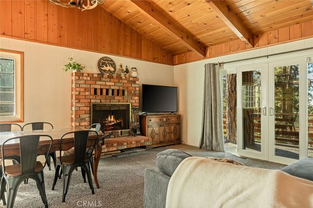 31766 Silver Spruce, Running Springs, CA 92382