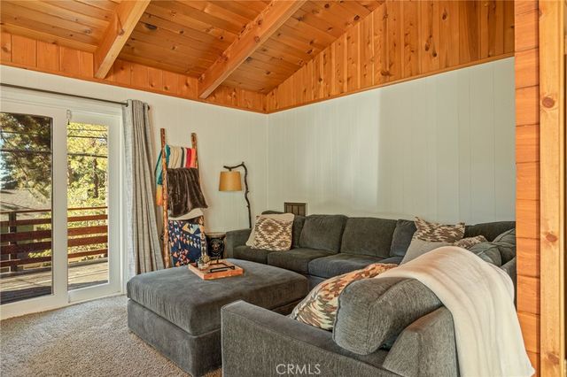 31766 Silver Spruce, Running Springs, CA 92382