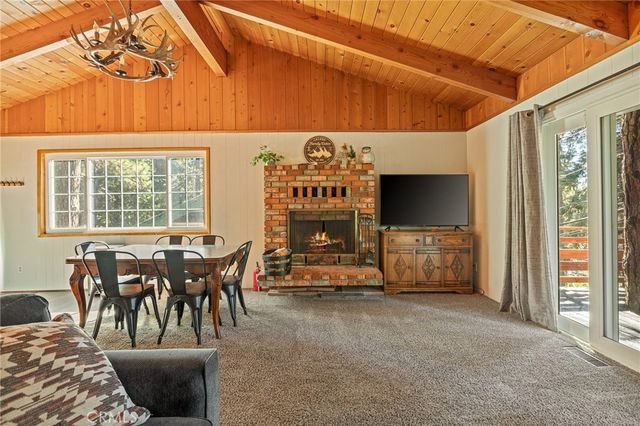 31766 Silver Spruce, Running Springs, CA 92382