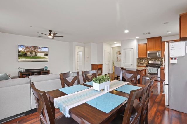 1091 Alba St, Manteca, CA 95337