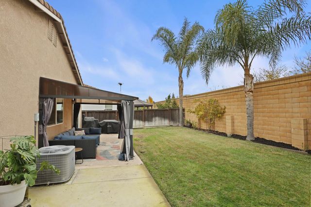 1091 Alba St, Manteca, CA 95337