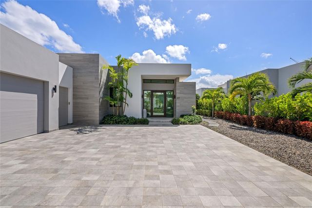 23 THE ISLES, Dorado, PR 00646