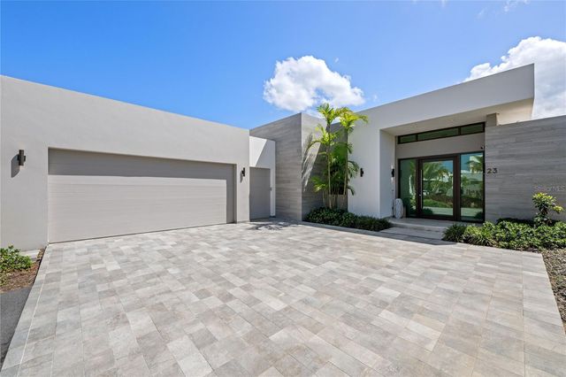 23 THE ISLES, Dorado, PR 00646