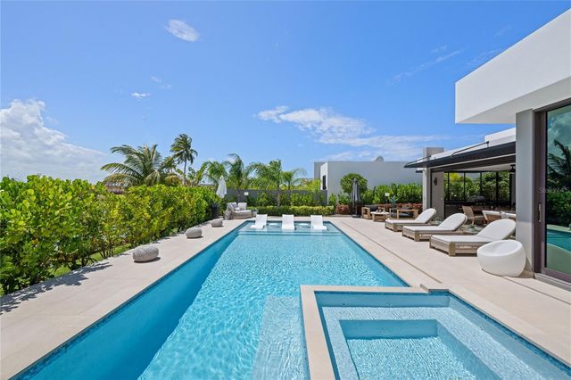 23 THE ISLES, Dorado, PR 00646