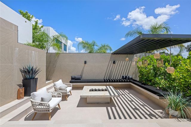 23 THE ISLES, Dorado, PR 00646