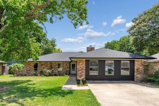 110 Bryn Mawr Lane, Waxahachie, TX 75165