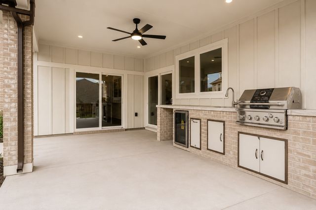 546 Roberts Run, Sherman, TX 75092
