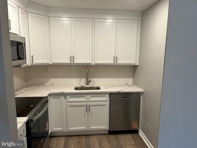 839 GARRETT RD, Springfield, PA 19064