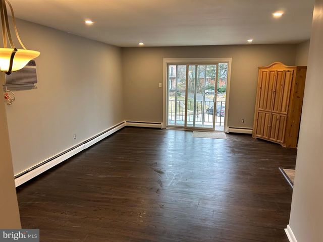 839 GARRETT RD, Springfield, PA 19064