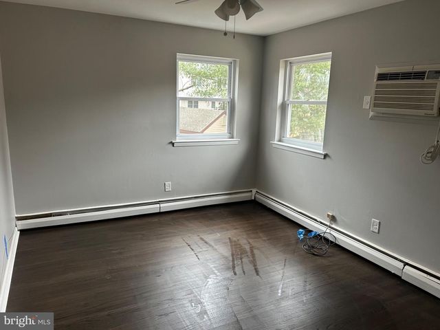 839 GARRETT RD, Springfield, PA 19064