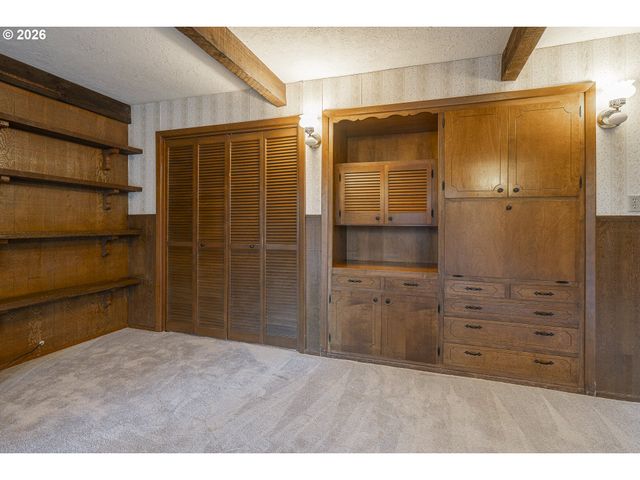 2496 62ND Ave, Salem, OR 97317