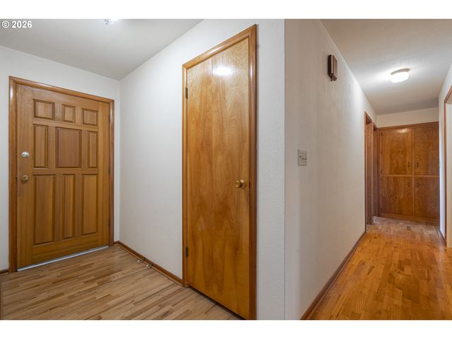 2496 62ND Ave, Salem, OR 97317