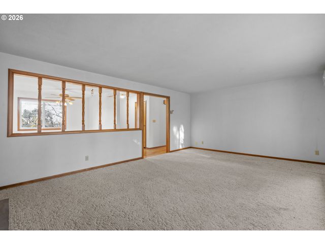 2496 62ND Ave, Salem, OR 97317