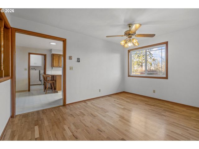 2496 62ND Ave, Salem, OR 97317