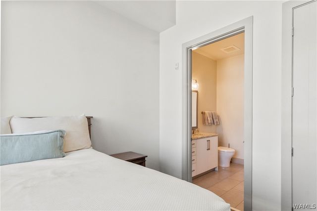 1150 8th PH2, Tuscaloosa, AL 35401