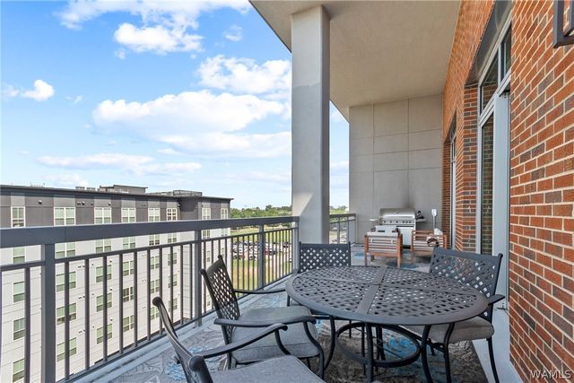 1150 8th PH2, Tuscaloosa, AL 35401