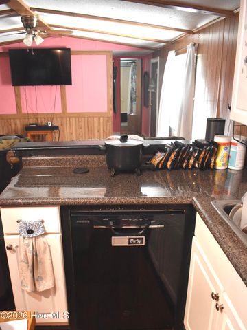 9112 Highland Hills Drive NE, Leland, NC 28451