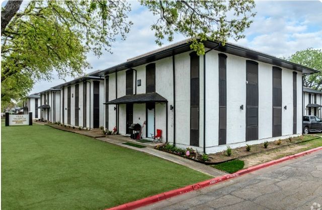 313 Rolston Road 303-102, Irving, TX 75060