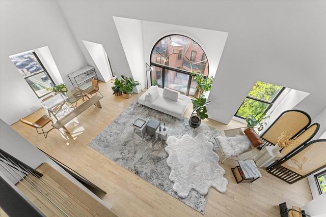 201 Newbury St 506, Boston, MA 02116