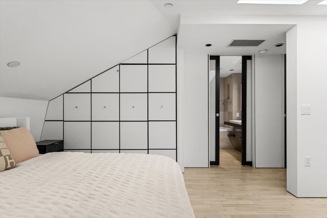 201 Newbury St 506, Boston, MA 02116