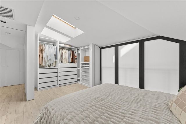 201 Newbury St 506, Boston, MA 02116