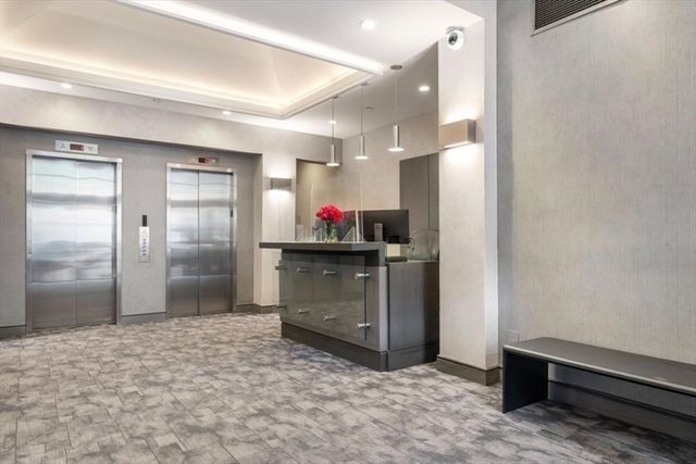 201 Newbury St 506, Boston, MA 02116